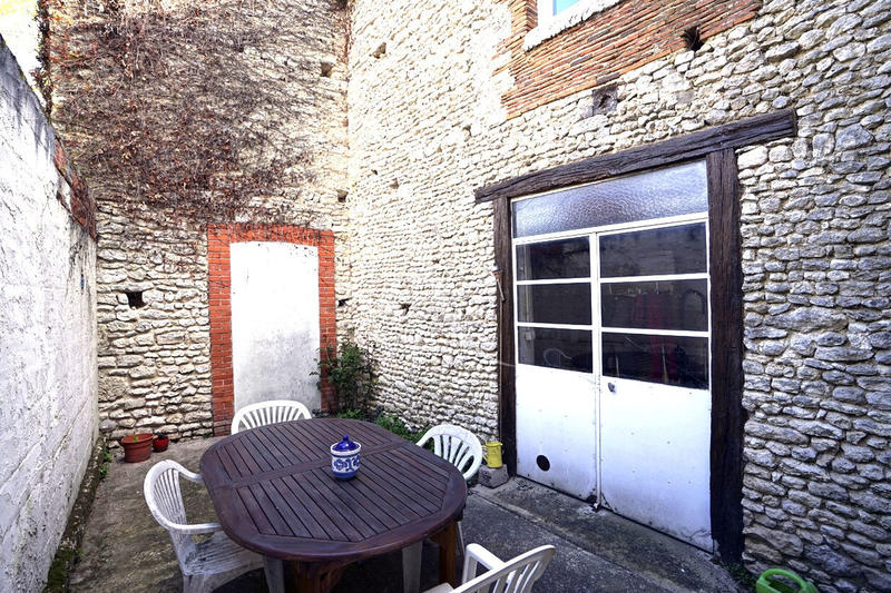 Maison - 105 m² - 5 pièces