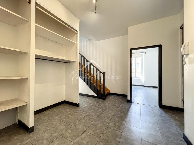 Duplex - 137 m² - 5 pièces