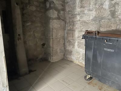 Local commercial - 155 m²