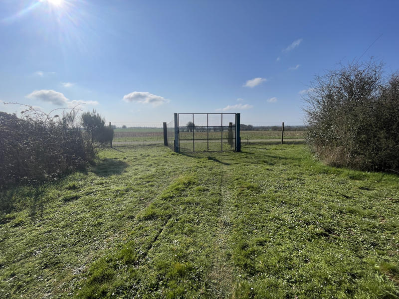 Terrain - 34 900 m²