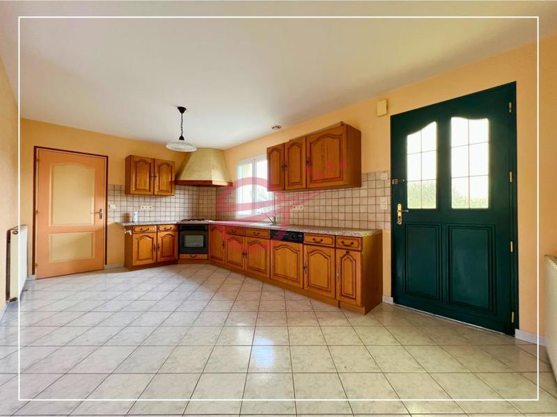 Maison - 90 m² - 4 pièces