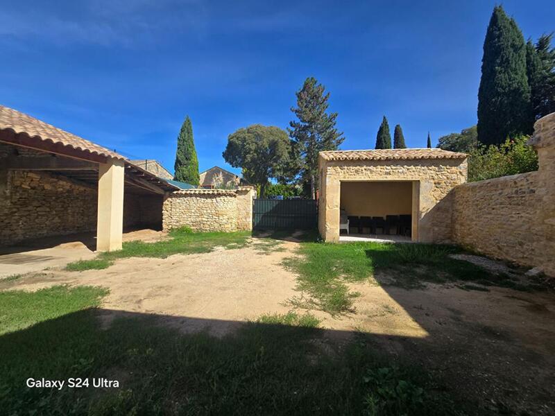 Demeure - 330 m² - 10 pièces