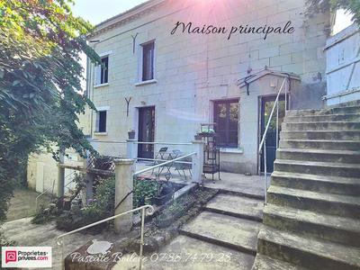 Maison - 218 m² - 11 pièces
