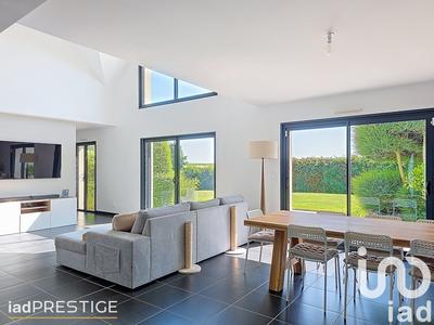 Maison - 240 m² - 7 pièces