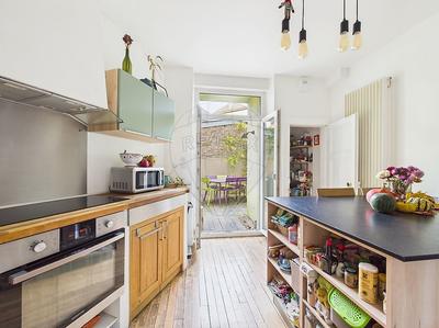 Appartement - 70 m² - 3 pièces