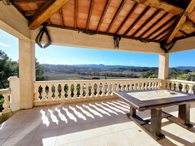 Maison - 190 m² - 7 pièces