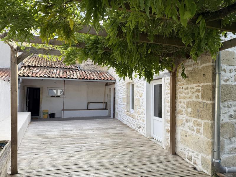 Maison - 146 m² - 6 pièces