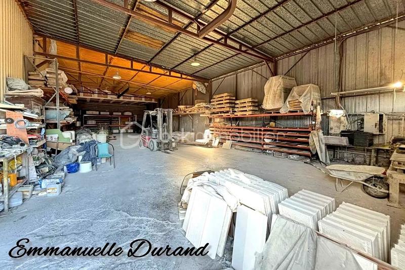 Local commercial - 630 m² - 16 pièces