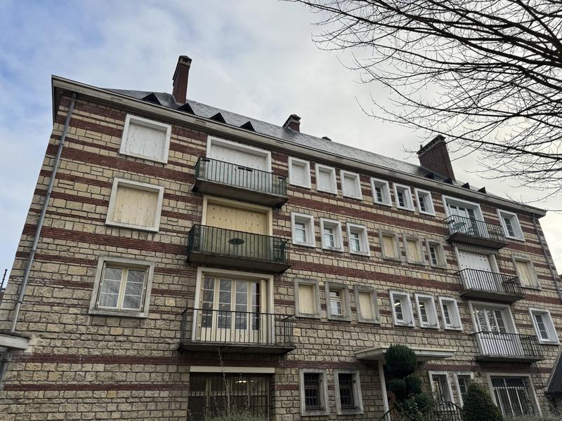 Appartement - 84 m² - 4 pièces