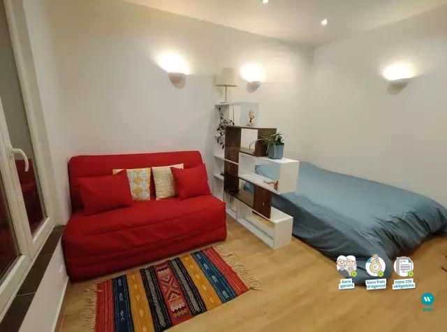 Studio - 25 m² - 1 pièce