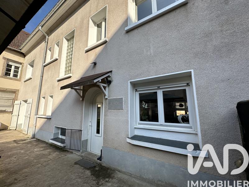 Maison - 182 m² - 8 pièces