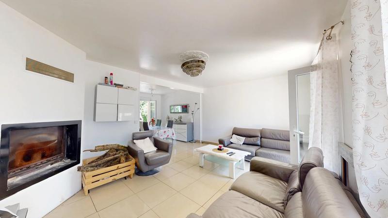 Maison - 110 m² - 7 pièces