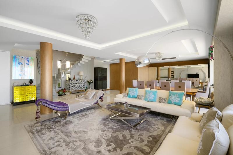 Villa - 300 m² - 9 pièces