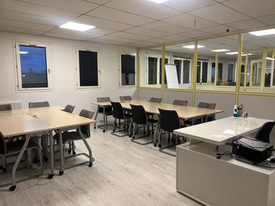 Bureau - 245 m²