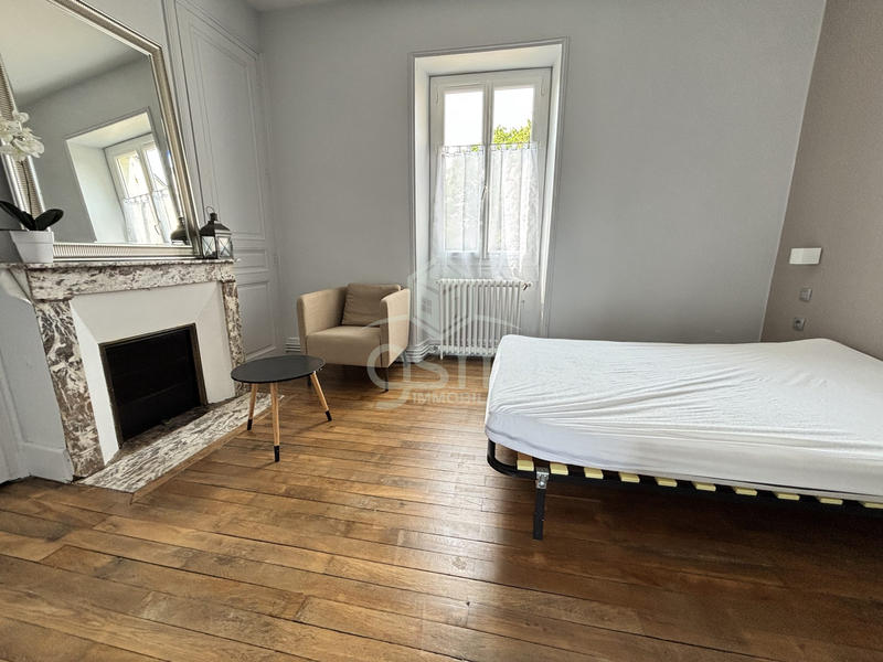 Maison ancienne - 198 m² - 9 pièces