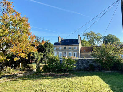 Maison bourgeoise - 250 m² - 9 pièces