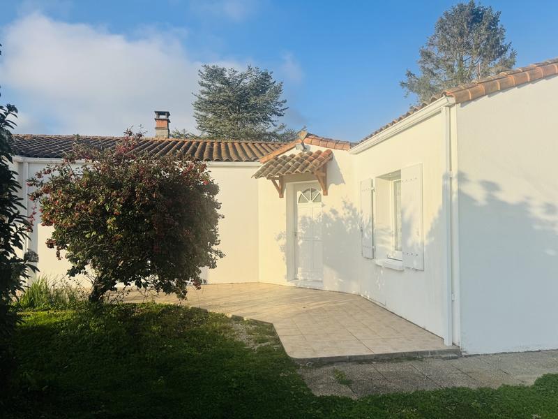 Maison traditionnelle - 85 m² - 3 pièces