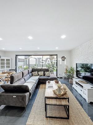 Maison - 124 m² - 7 pièces