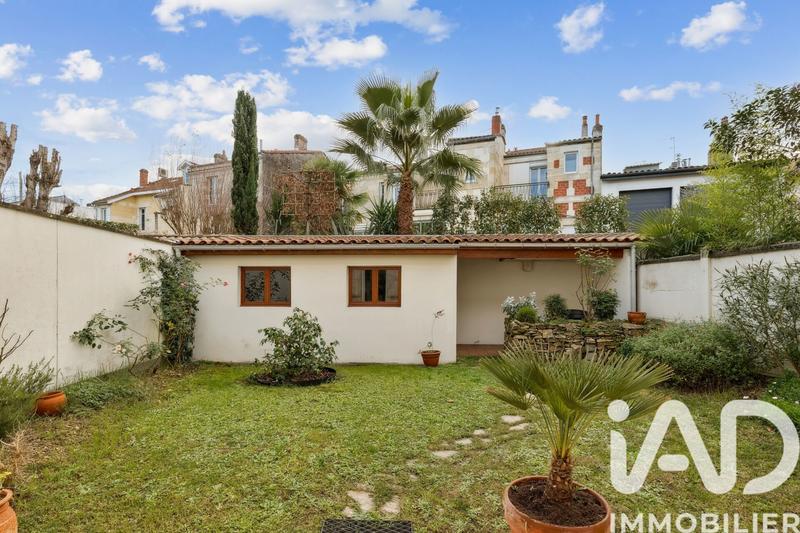 Maison - 160 m² - 5 pièces