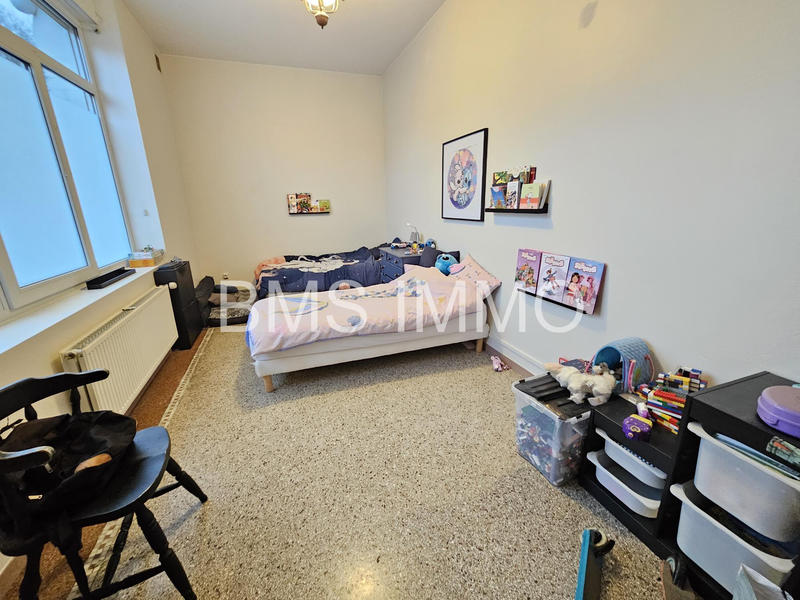 Appartement - 80 m² - 3 pièces