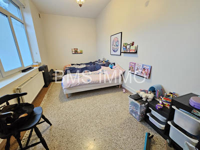 Appartement - 80 m² - 3 pièces