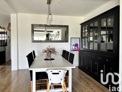 Maison - 151 m² - 6 pièces