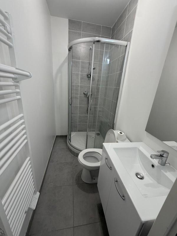 Studio - 14 m² - 1 pièce