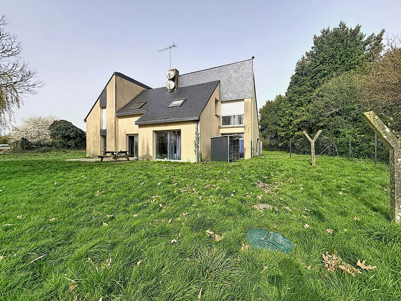 Maison - 155 m² - 7 pièces