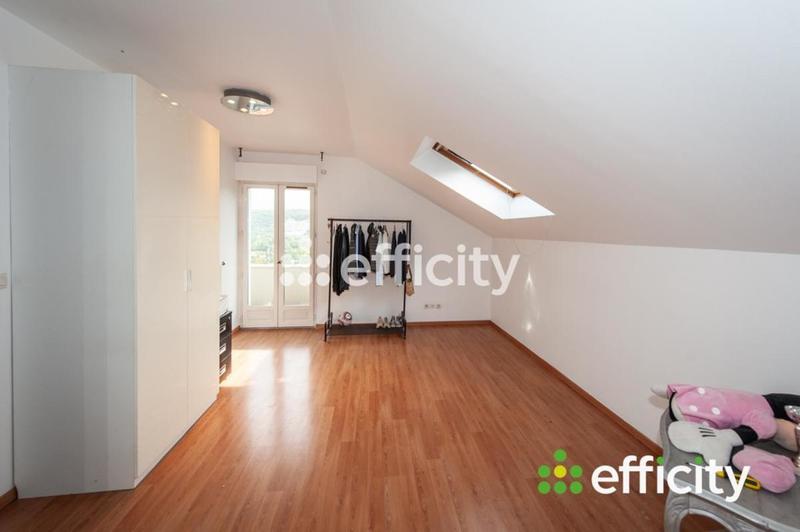 Pavillon - 183 m² - 5 pièces