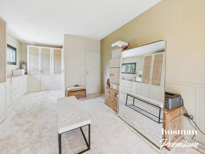 Maison - 180 m² - 6 pièces