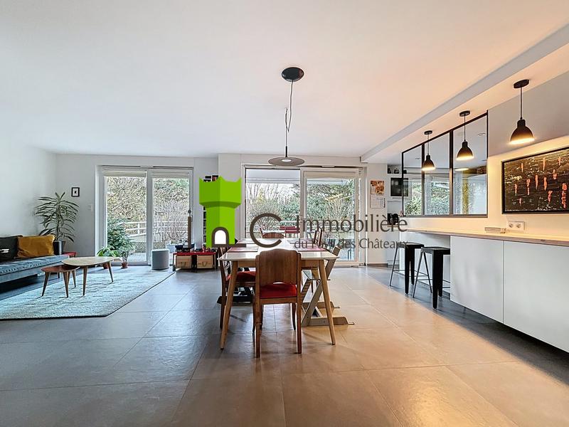 Appartement - 98 m² - 4 pièces