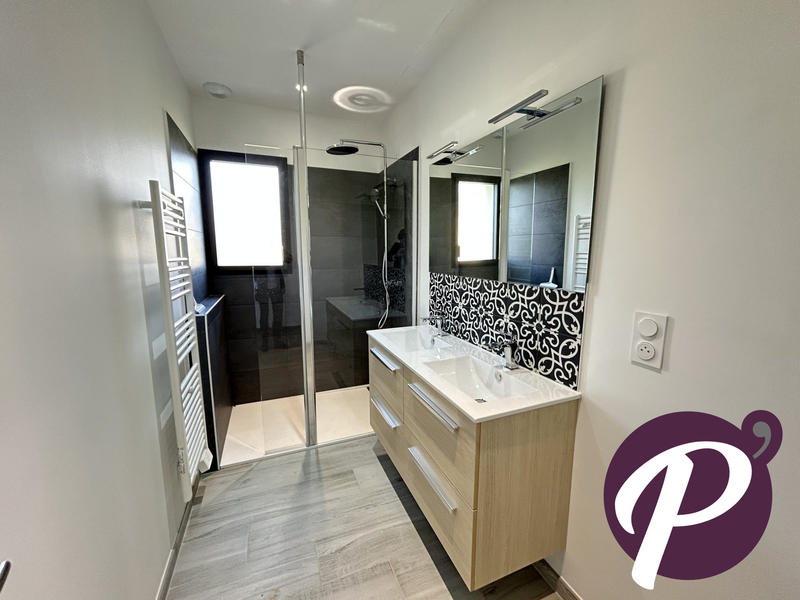 Maison - 120 m² - 4 pièces