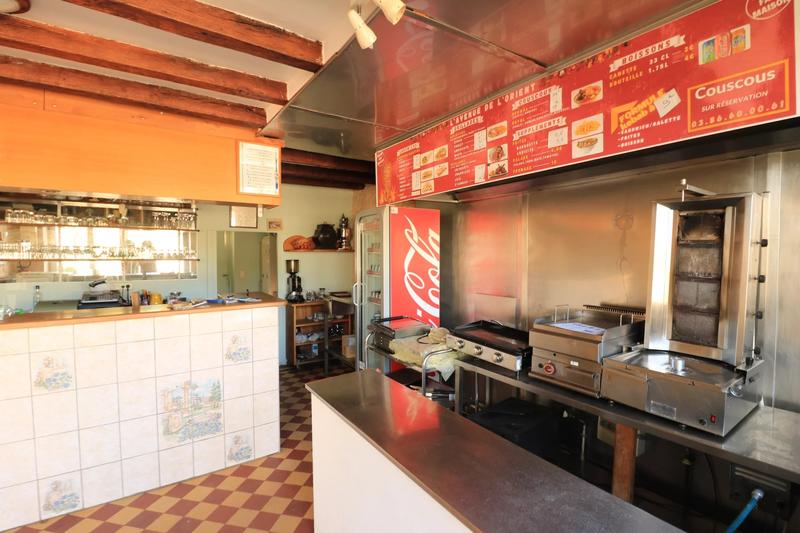 Immeuble mixte - 8 pièces