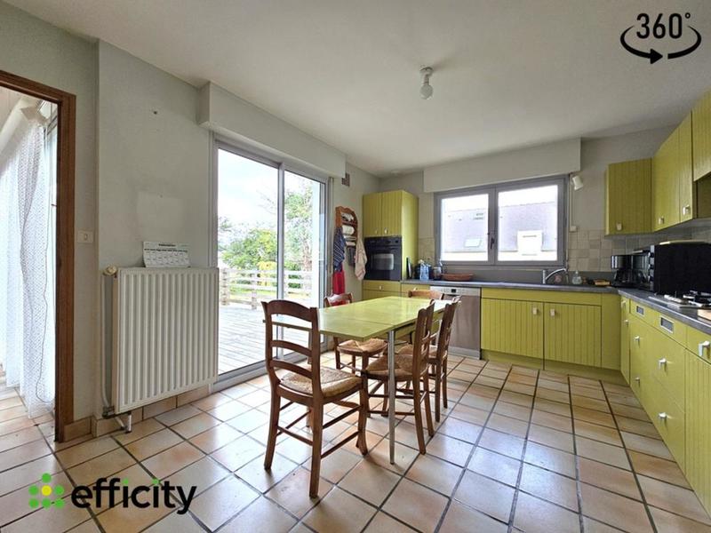 Maison - 114 m² - 6 pièces