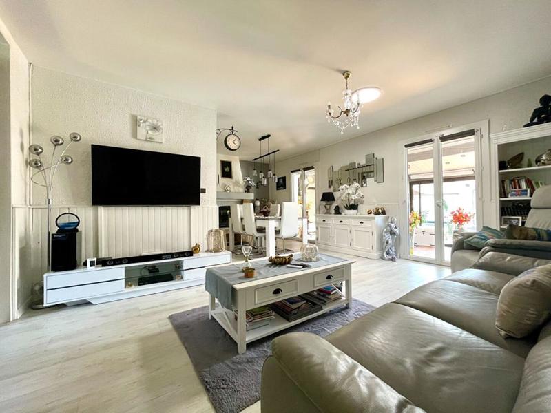 Maison - 123 m² - 5 pièces