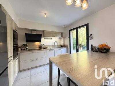 Maison - 88 m² - 5 pièces