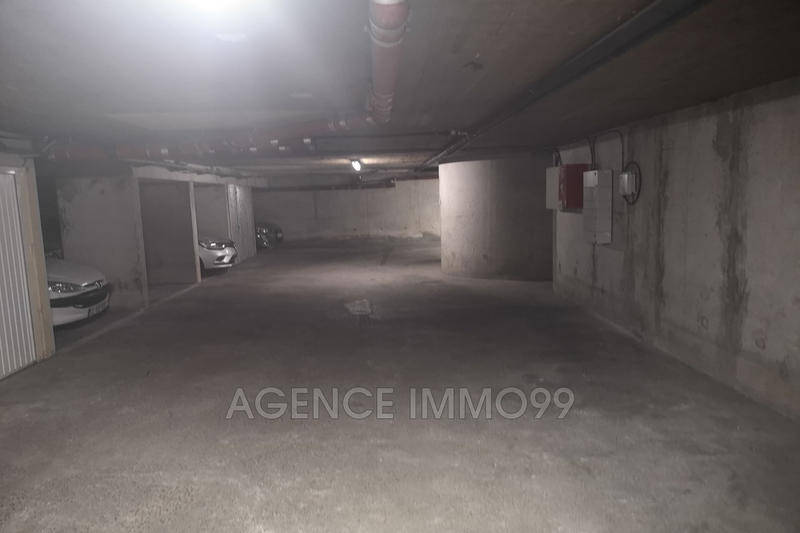 Parking / Garage - 13 m²