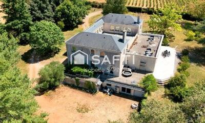 Maison - 522 m² - 8 pièces