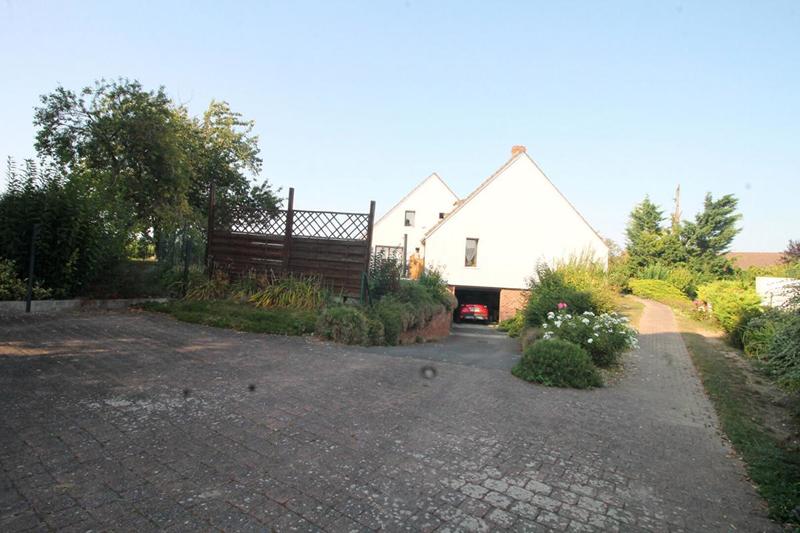 Maison - 136 m² - 8 pièces