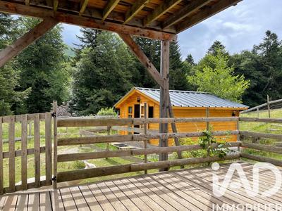 Maison - 231 m² - 7 pièces