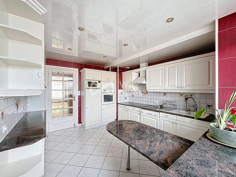 Appartement - 120 m² - 4 pièces