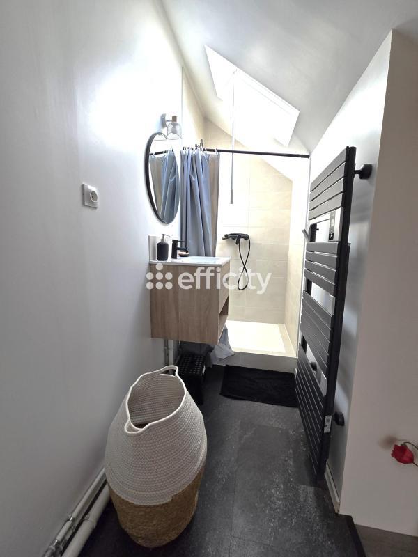 Demeure - 186 m² - 7 pièces