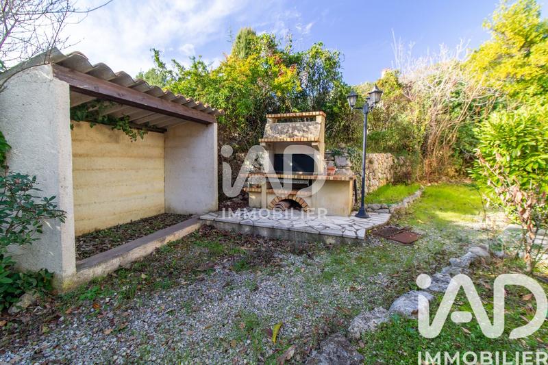 Maison - 141 m² - 5 pièces