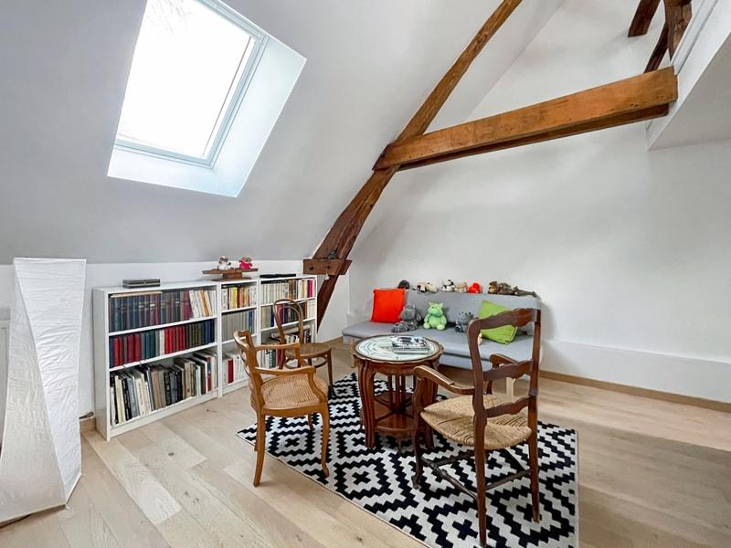 Longère - 385 m² - 11 pièces