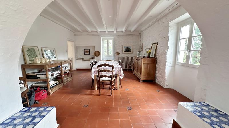 Corps de ferme - 378 m² - 7 pièces