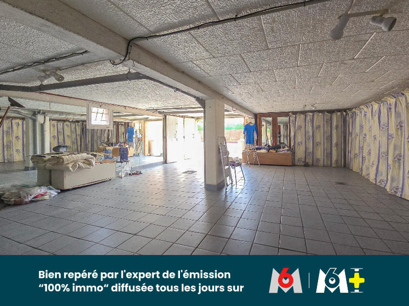 Maison - 220 m² - 7 pièces