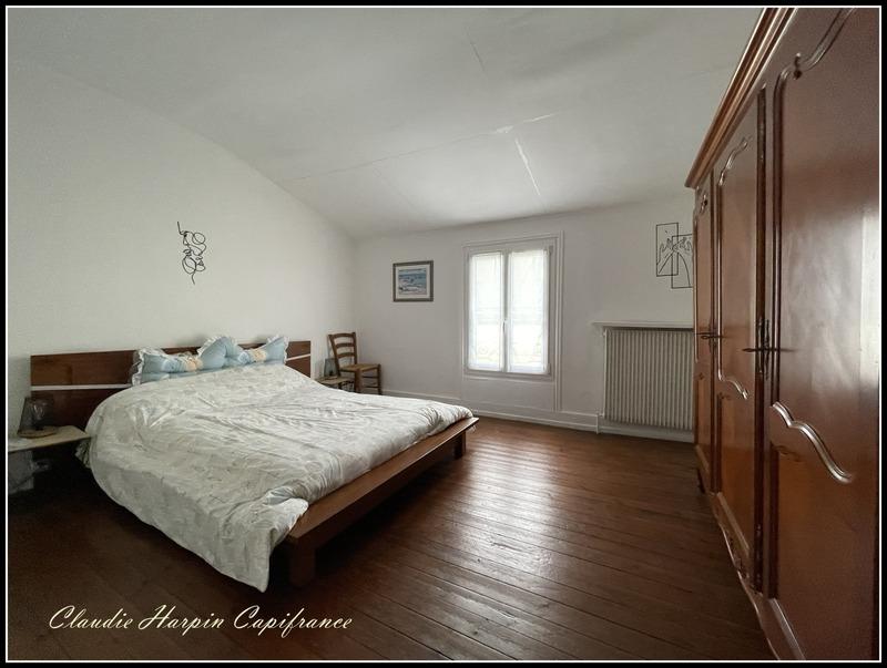 Maison - 148 m² - 7 pièces