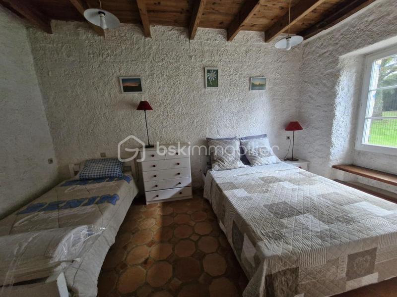 Longère - 350 m² - 15 pièces