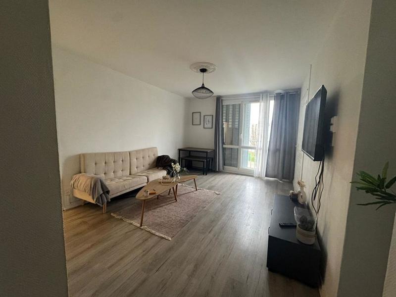 Appartement - 64 m² - 4 pièces
