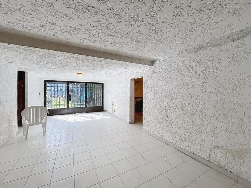 Maison - 362 m² - 5 pièces